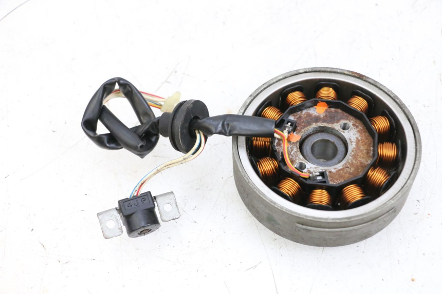 photo de ROTOR STATOR YAMAHA NEO'S NEOS 2T 50 (1998 - 2007) - Zoom état d’usage