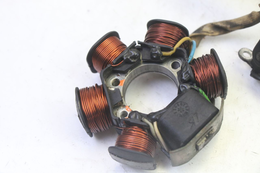 photo de ROTOR STATOR PIAGGIO NEW TYPHOON 50 (2010 - 2017) - Points de fixation