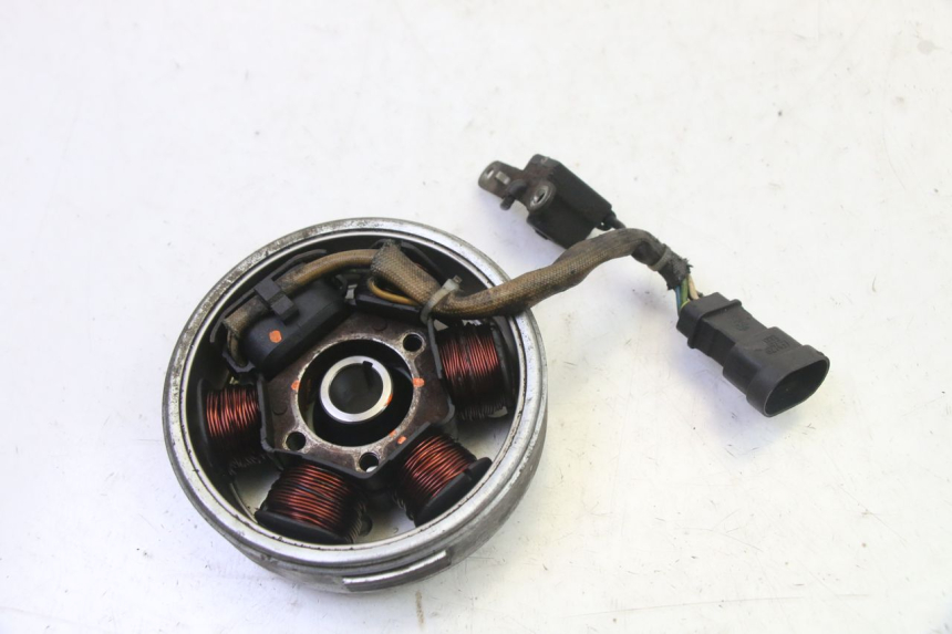 photo de ROTOR STATOR PIAGGIO NEW TYPHOON 50 (2010 - 2017)