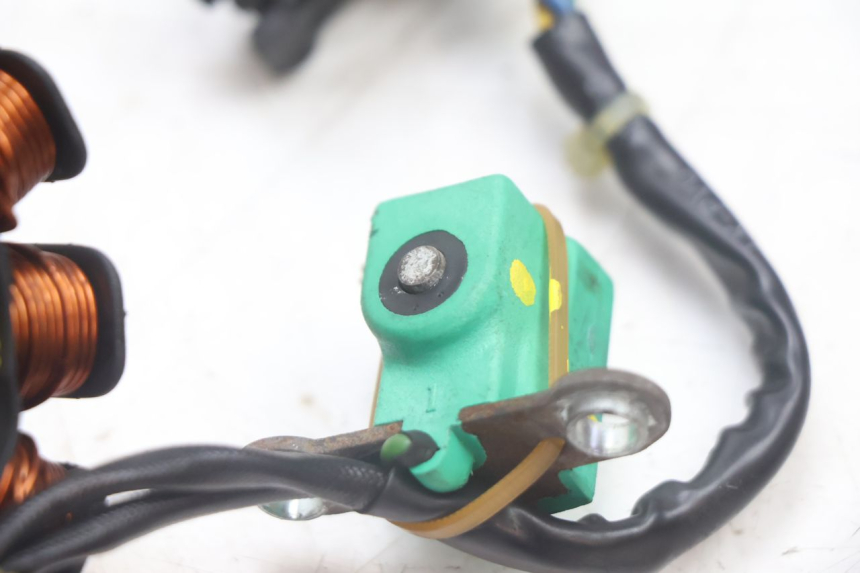 photo de ROTOR STATOR PIAGGIO NEW TYPHOON 50 (2018 - 2021) - Marquages et références