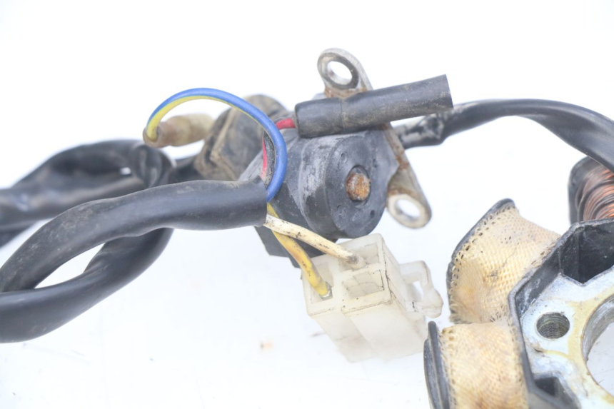 photo de ROTOR STATOR JM MOTORS OLDIES 4T 50 (2010 - 2020) - Points de fixation