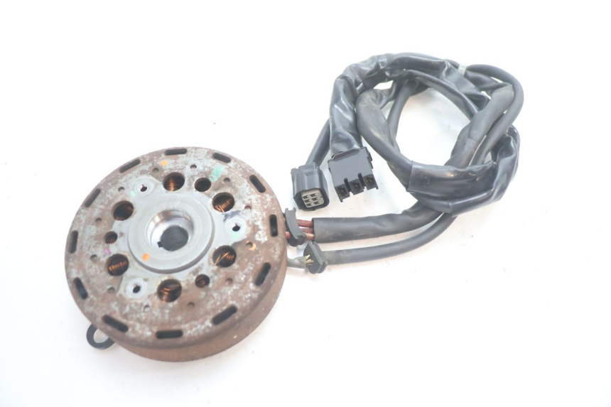 photo de ROTOR STATOR HONDA PCX (JF28) 125 (2009 - 2011) - Zoom état d’usage