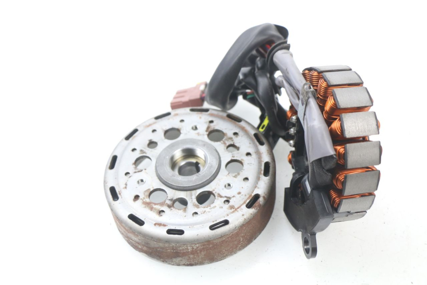 photo de ROTOR STATOR HONDA PCX (JF57/JF64) 125 (2014 - 2018) - Zoom état d’usage