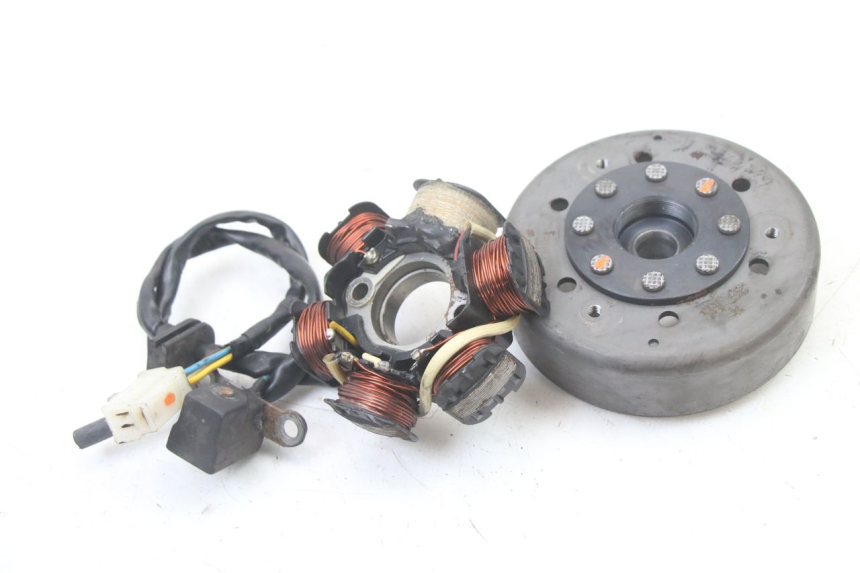 photo de ROTOR STATOR PEUGEOT KISBEE 2T 50 (2010 - 2017)