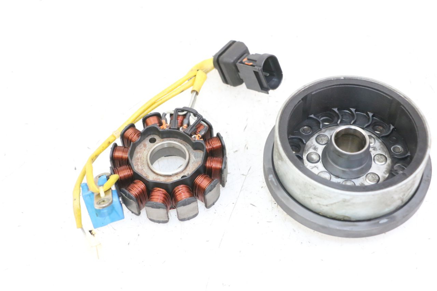 photo de ROTOR STATOR PIAGGIO VESPA GRANTURISMO 200 (2004 - 2005)
