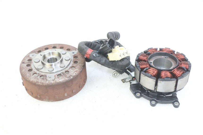 photo de ROTOR STATOR PIAGGIO VESPA GTS IGET ABS 125 (2017 - 2023)