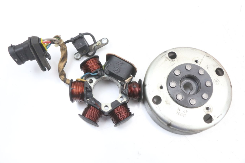 photo de ROTOR STATOR PIAGGIO VESPA S 2T 50 (2007 - 2014)