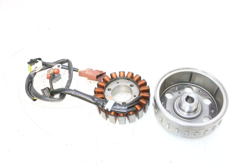 photo de ROTOR STATOR PEUGEOT SATELIS COMPRESSOR K15 125 (2006 - 2009) - Détail de la pièce