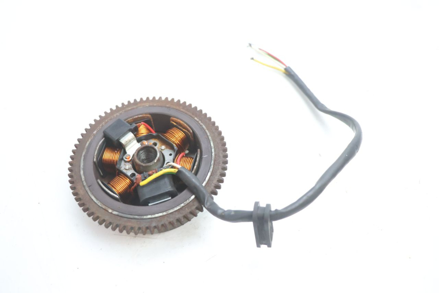 photo de ROTOR STATOR DERBI SENDA 50 (2003 - 2005) - Autre angle de vue