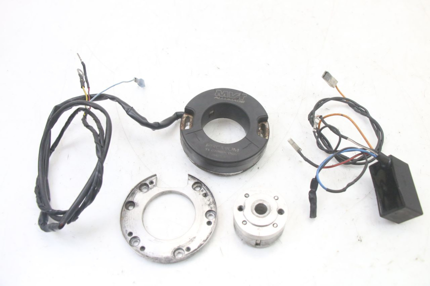 photo de ROTOR STATOR DERBI SENDA SM DRD X-TREME 50 (2011 - 2017)