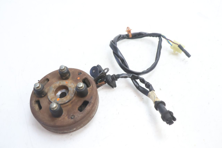 photo de ROTOR STATOR PEUGEOT SPEEDFIGHT LC 50 (1996 - 2002) - Zoom état d’usage