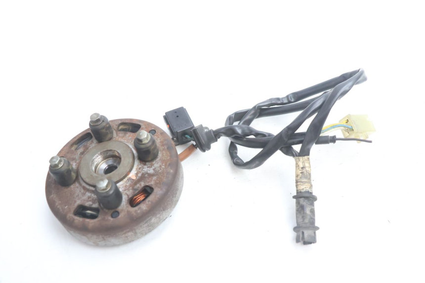 photo de ROTOR STATOR PEUGEOT SPEEDFIGHT LC 50 (1996 - 2002) - Zoom état d’usage