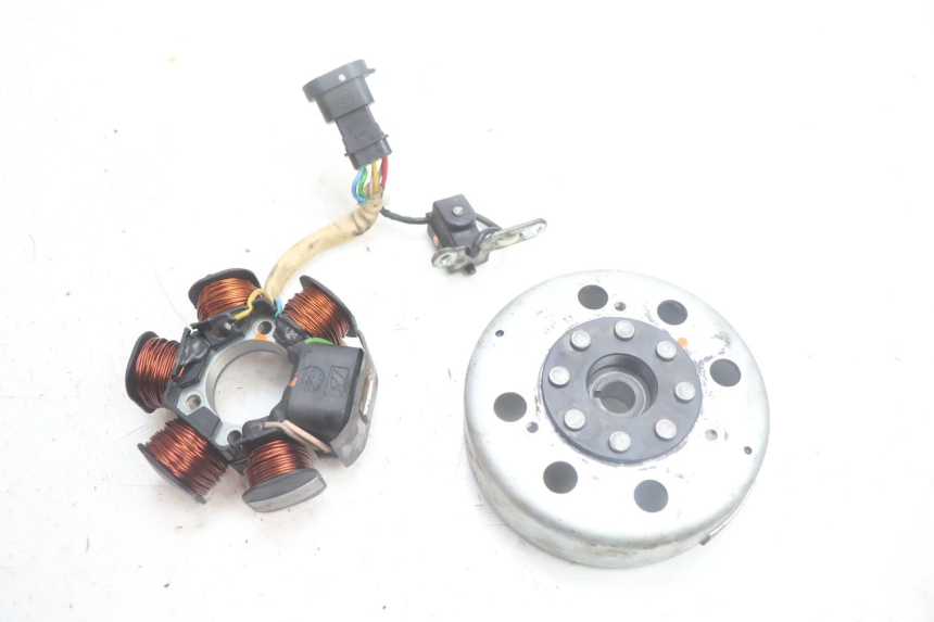 photo de ROTOR STATOR APRILIA SR 2T 50 (2012 - 2017) - Vue principale
