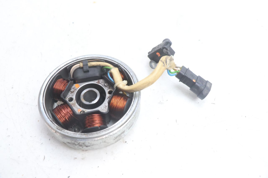 photo de ROTOR STATOR APRILIA SR 2T 50 (2012 - 2017) - Autre angle de vue