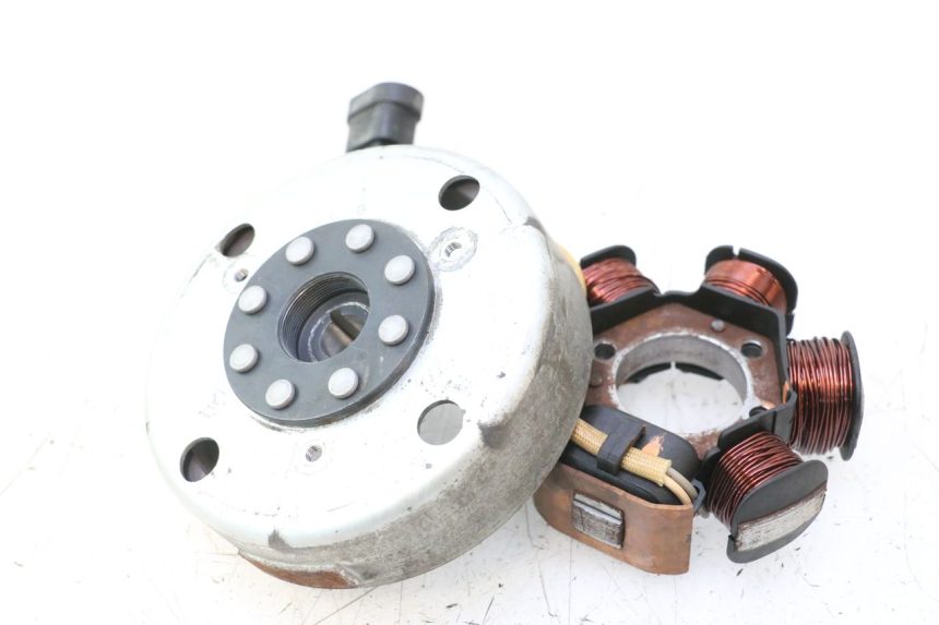 photo de ROTOR STATOR GILERA STALKER 50 (2004 - 2014) - Vue principale
