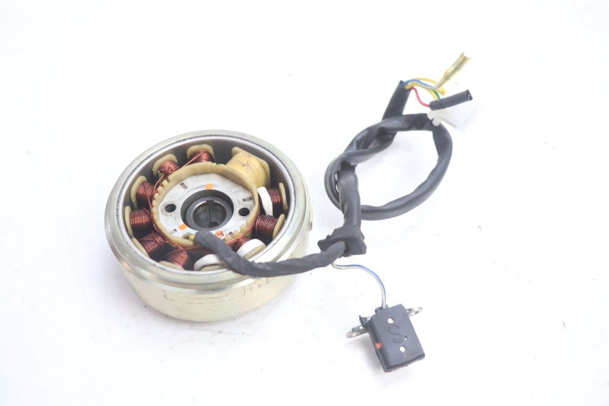 photo de ROTOR STATOR RAZZO STEED 125 (2012 - 2018) - Autre angle de vue