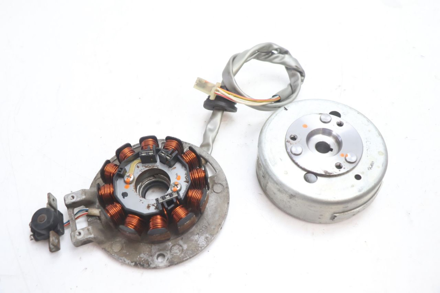 photo de ROTOR STATOR MBK STUNT NAKED 50 (2004 - 2018) - Vue principale