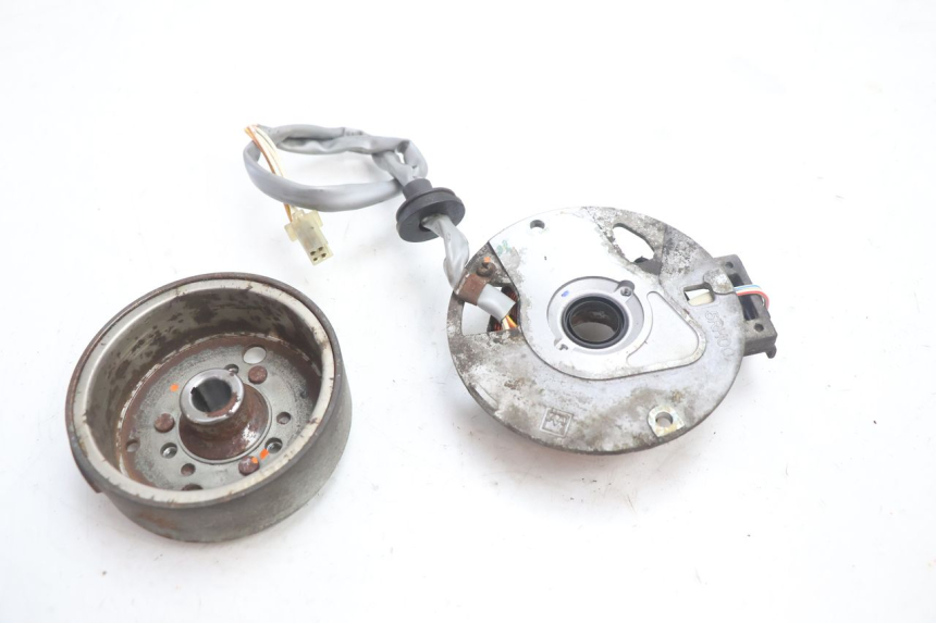 photo de ROTOR STATOR MBK STUNT NAKED 50 (2004 - 2018) - Détail de la pièce