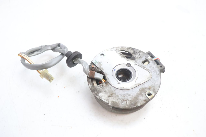 photo de ROTOR STATOR MBK STUNT NAKED 50 (2004 - 2018) - Autre angle de vue