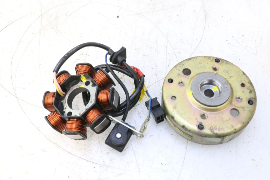 photo de ROTOR STATOR KYMCO SUPER 8 2T 50 (2007 - 2013) - Vue principale