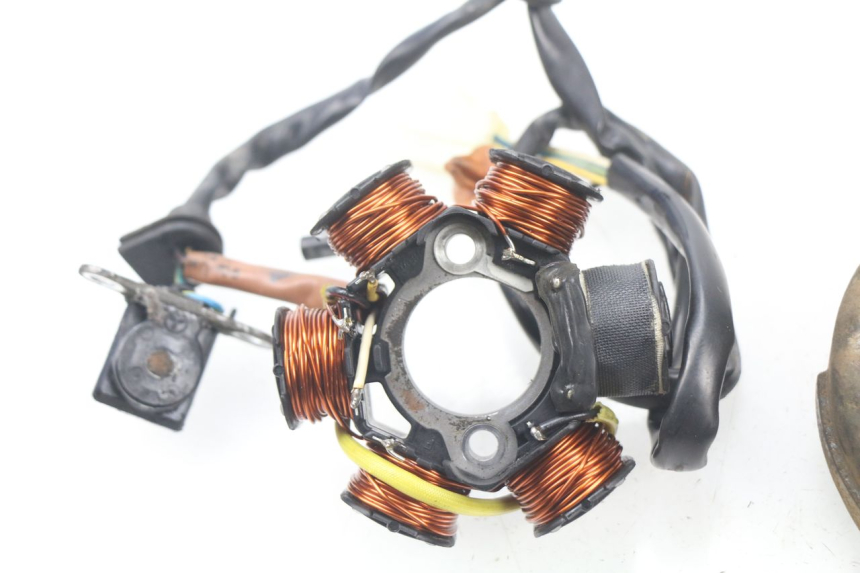 photo de ROTOR STATOR PEUGEOT TREKKER TKR 50 (2005 - 2014) - Pièce contrôlée