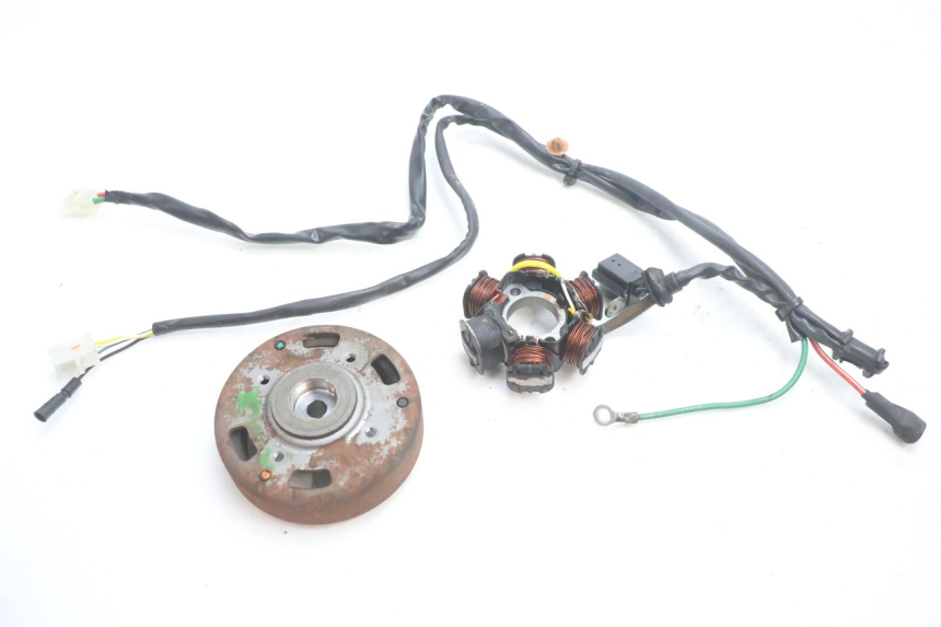 photo de ROTOR STATOR PEUGEOT TREKKER 50 (1995 - 2004) - Vue principale
