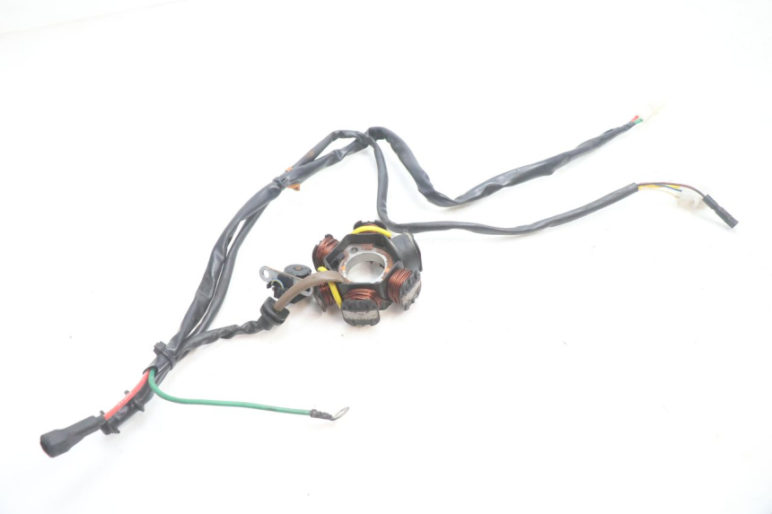 photo de ROTOR STATOR PEUGEOT TREKKER 50 (1995 - 2004) - Vue d’ensemble