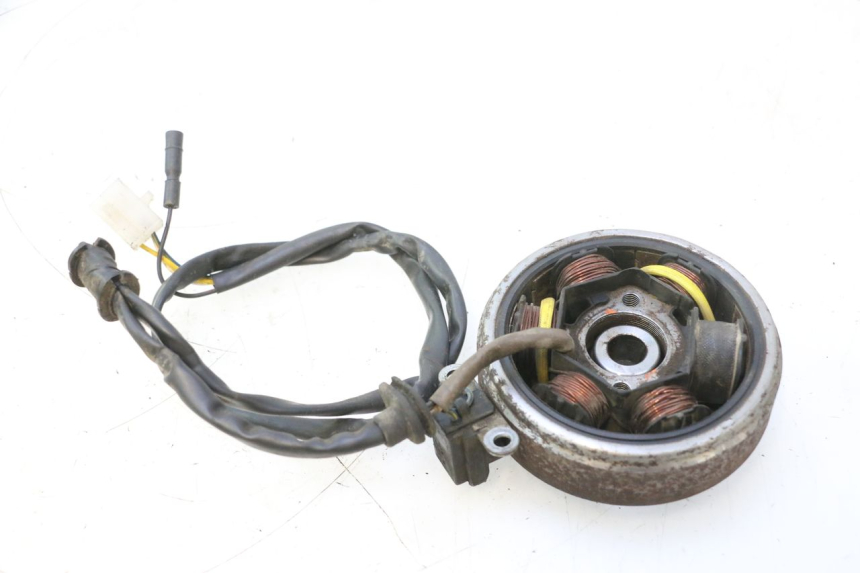 photo de ROTOR STATOR PEUGEOT TREKKER 50 (1995 - 2004) - Détail de la pièce