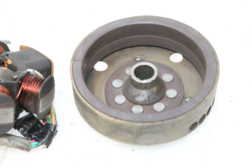 photo de ROTOR STATOR PIAGGIO TYPHOON 50 (2000 - 2009) - État de surface