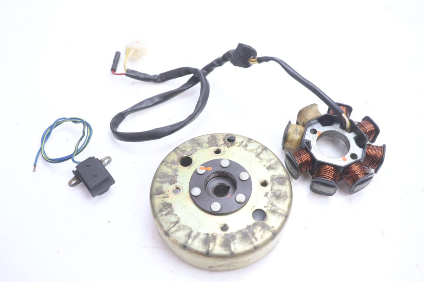 photo de ROTOR STATOR PEUGEOT V-CLIC VCLIC 50 (2007 - 2013) - Zoom état d’usage