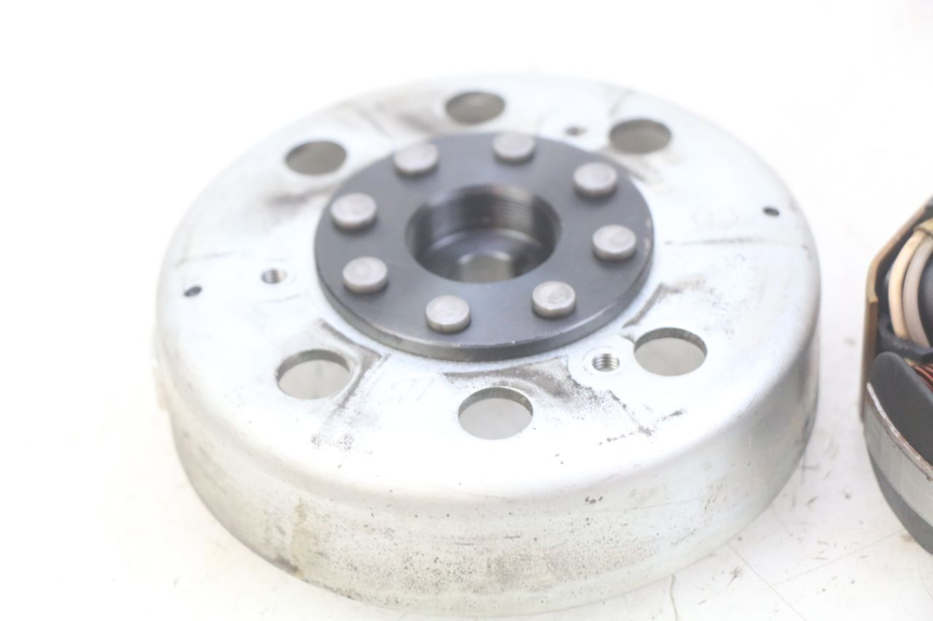 photo de ROTOR STATOR PIAGGIO VESPA LX 2T 50 (2005 - 2013) - État de surface