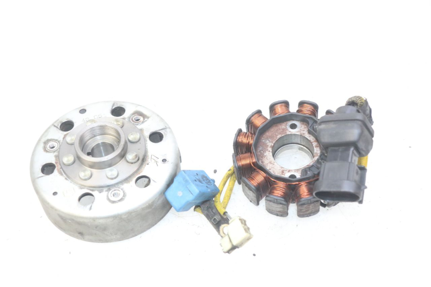photo de ROTOR STATOR PIAGGIO VESPA LX 125 (2005 - 2010) - Vue principale
