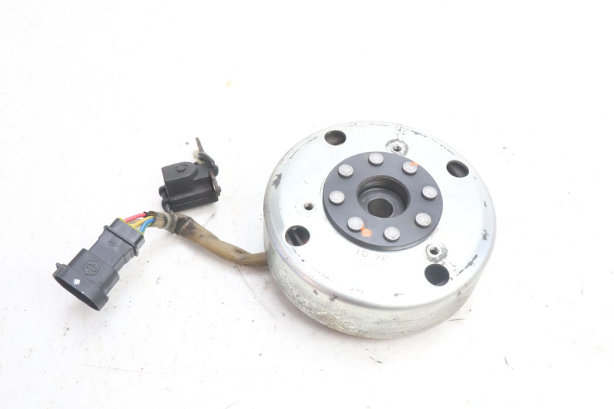 photo de ROTOR STATOR PIAGGIO VESPA S 2T 50 (2007 - 2014) - Zoom état d’usage