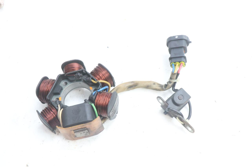 photo de ROTOR STATOR PIAGGIO VESPA S 2T 50 (2007 - 2014) - Gros plan technique