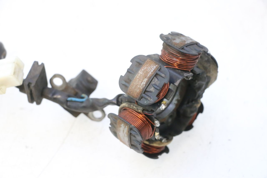 photo de ROTOR STATOR PEUGEOT VIVACITY NEW 2T 50 (2008 - 2017) - Gros plan technique