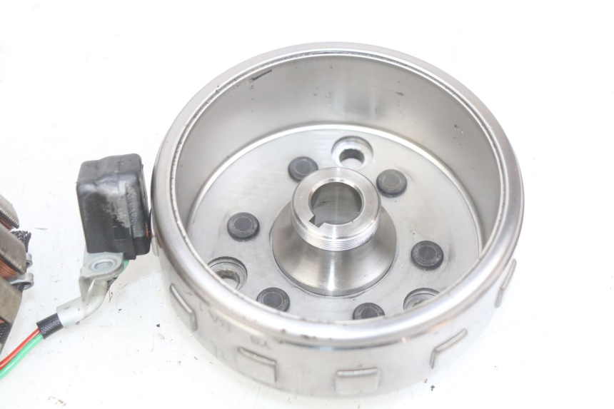 photo de ROTOR STATOR DAELIM VJ ROADWIN FI 125 (2008 - 2017) - Marquages et références