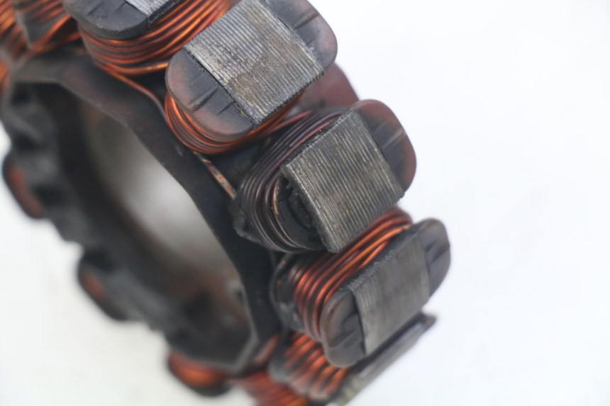 photo de ROTOR STATOR PIAGGIO XEVO - X EVO 125 (2007 - 2017) - Autre angle de vue