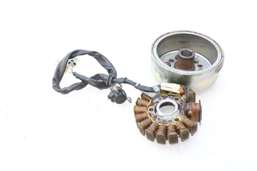photo de ROTOR STATOR YAMAHA YP MAJESTY 125 (2002 - 2006) - Détails caractéristiques