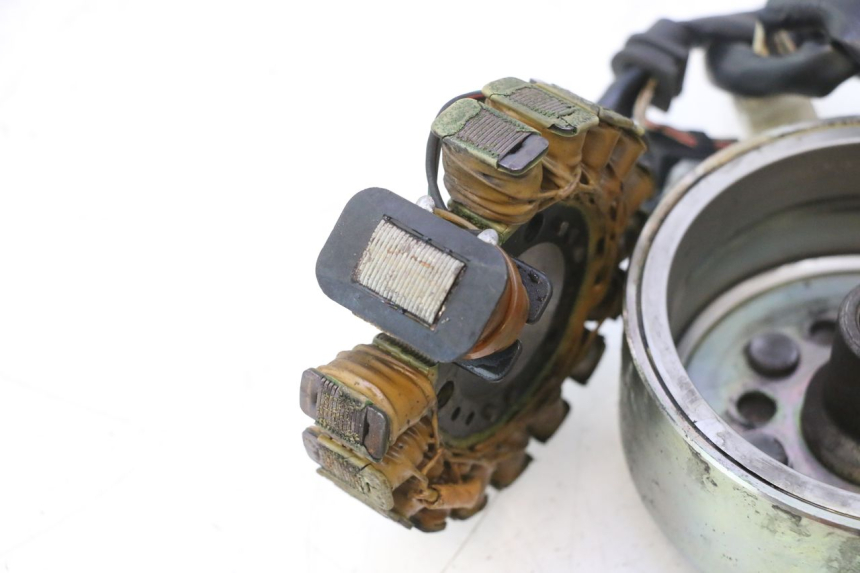photo de ROTOR STATOR YAMAHA YP MAJESTY 125 (1998 - 2001) - Pièce contrôlée