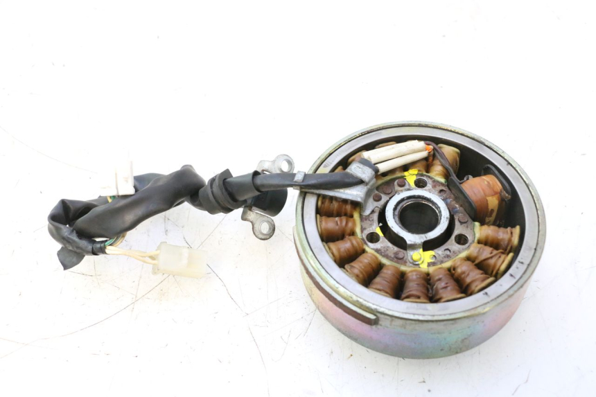 photo de ROTOR STATOR YAMAHA YP MAJESTY 125 (2002 - 2006) - Détail de la pièce