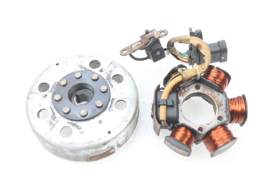 photo de ROTOR STATOR PIAGGIO ZIP 2T 50 (2009 - 2019) - Vue produit