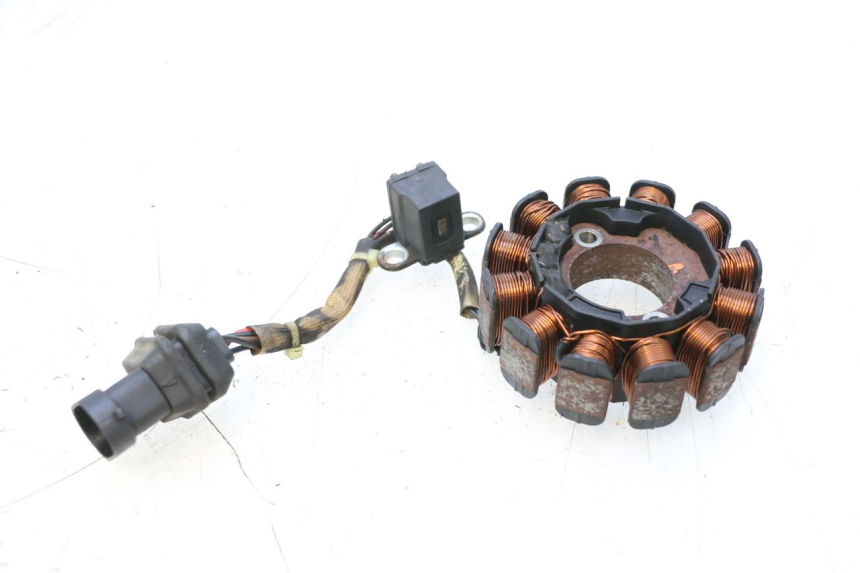 photo de ROTOR STATOR PIAGGIO ZIP 4T 50 (2018 - 2020) - Gros plan technique