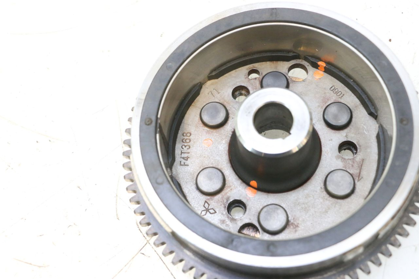 photo de ROTOR YAMAHA WAVE RUNNER GP R 1200 (2000 - 2003) - Autre angle de vue