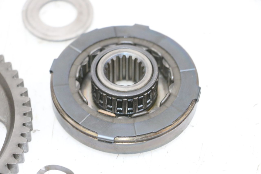 photo de ROUE LIBRE DEMARREUR SUZUKI BURGMAN 650 (2013 - 2020)