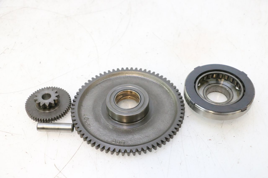 photo de ROUE LIBRE DEMARREUR SUZUKI GSF N BANDIT 1200 (2001 - 2005) - Détail de la pièce