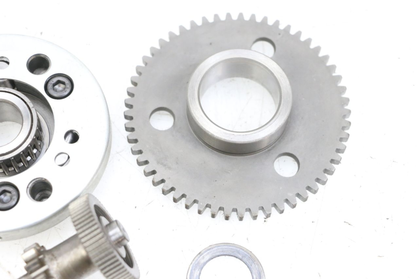 photo de ROUE LIBRE DEMARREUR SYM ORBIT III 3 4T 50 (2018 - 2021) - Autre angle de vue