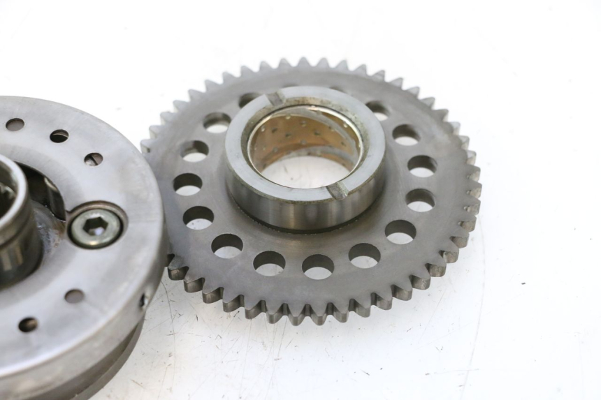 photo de ROUE LIBRE DEMARREUR YAMAHA YZF R GENESIS 750 (1993 - 1998) - Détails caractéristiques