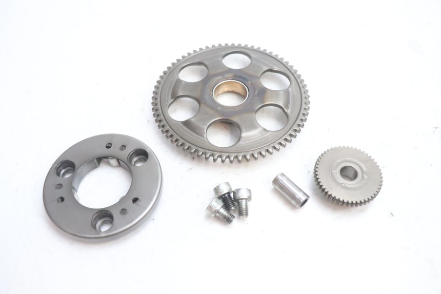 photo de ROUE LIBRE DEMARREUR KAWASAKI ZX-6R ZX6R 600 (2000 - 2002) - Gros plan technique