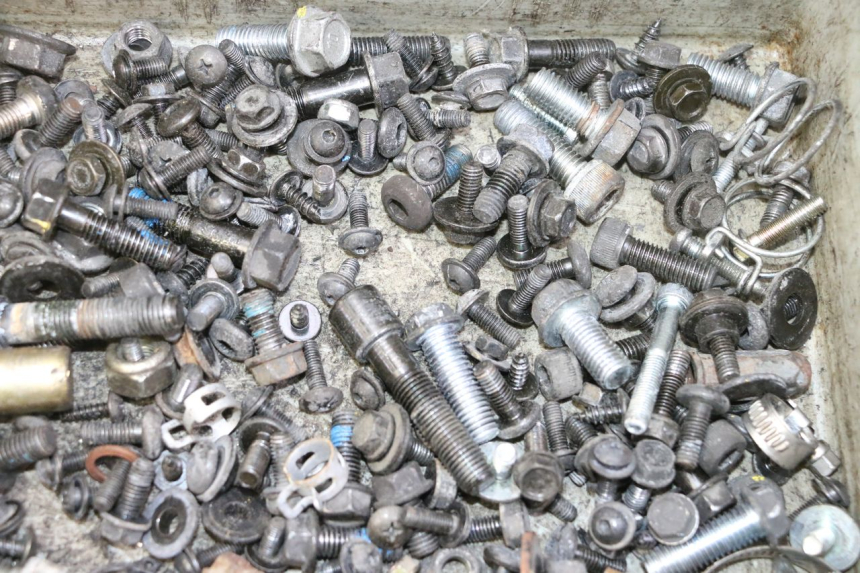 photo de SAC VISSERIE VIS QUADRO 4 4D 350 (2015 - 2018)