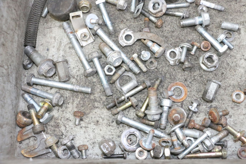 photo de SAC VISSERIE VIS HYOSUNG GV AQUILA 125 (2000 - 2004)